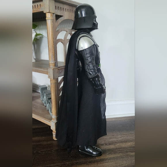 ⚔️ Star Wars Darth Vader Action Figure – 31” Tall Display Piece • Classic Design - Picture 7 of 11